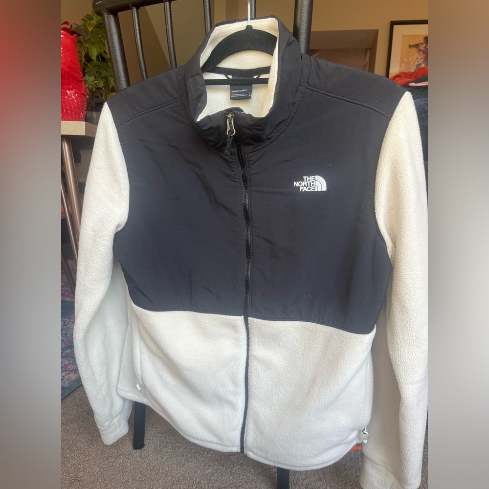 The North Face Women’s large Fleece Jacket